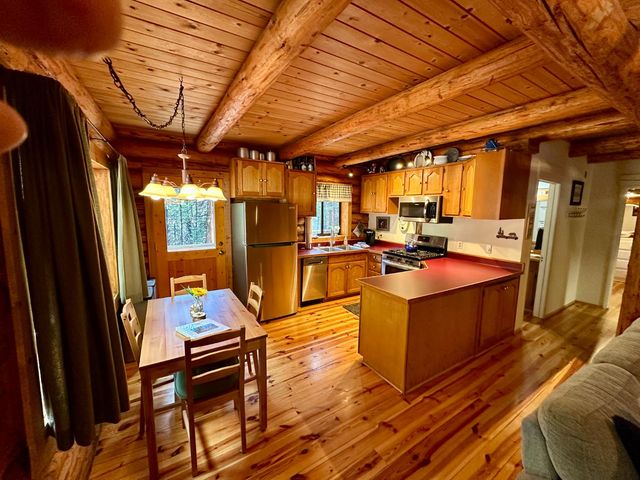 142 Beatrice Dr, Arnold, CA 95223