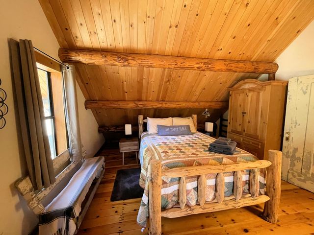 142 Beatrice Dr, Arnold, CA 95223