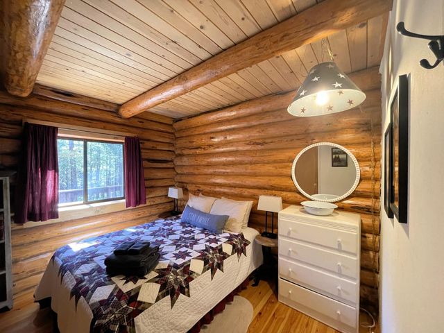 142 Beatrice Dr, Arnold, CA 95223