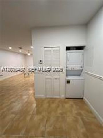 2734 Bird Ave 114, Miami, FL 33133