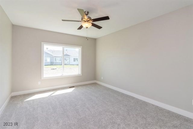 9622 Crestview Drive, West Des Moines, IA 50266