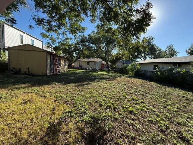 1106 Justin LN, Austin, TX 78757
