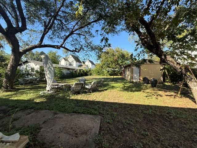 1106 Justin LN, Austin, TX 78757