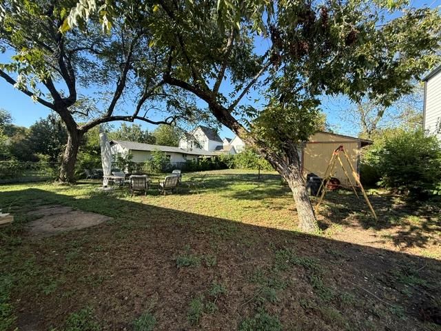 1106 Justin LN, Austin, TX 78757