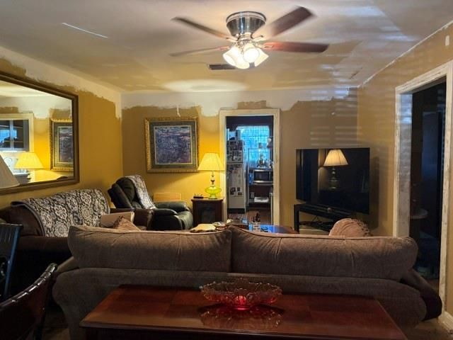 1106 Justin LN, Austin, TX 78757