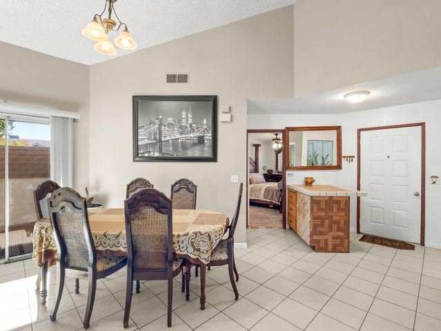 3669 W Terrace Avenue, Fresno, CA 93722