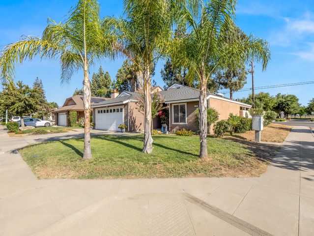 3669 W Terrace Avenue, Fresno, CA 93722