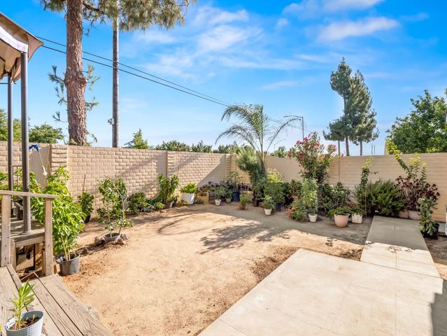3669 W Terrace Avenue, Fresno, CA 93722