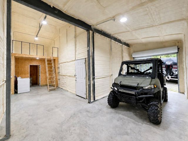 135 Canadian Drive, Trinity, TX 75862