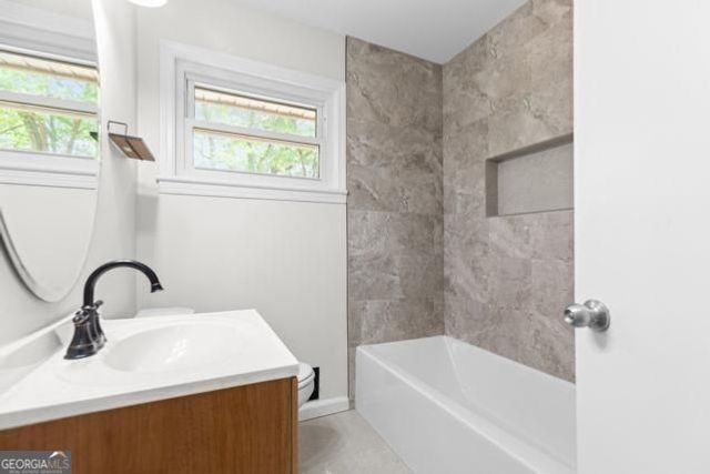 8 Larose Drive SW, Marietta, GA 30060