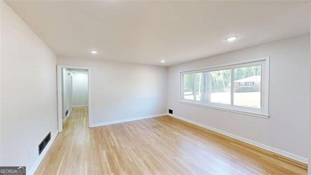 8 Larose Drive SW, Marietta, GA 30060