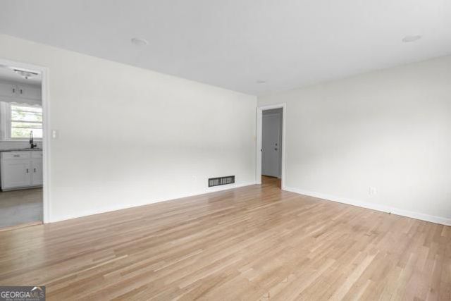 8 Larose Drive SW, Marietta, GA 30060