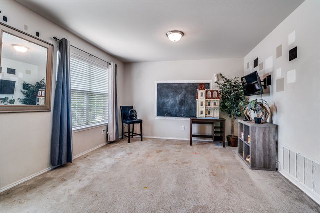 2040 Stagecoach Trail, Heartland, TX 75126