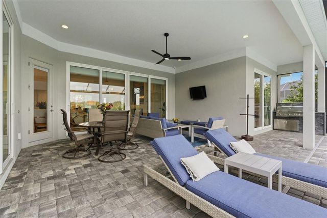 8245 GRANDE SHORES DRIVE, Sarasota, FL 34240