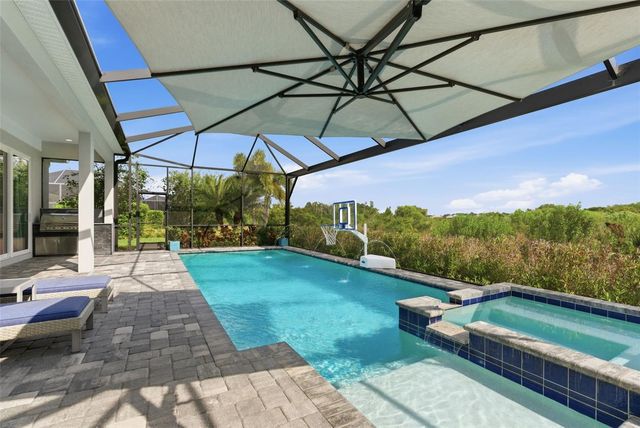 8245 GRANDE SHORES DRIVE, Sarasota, FL 34240