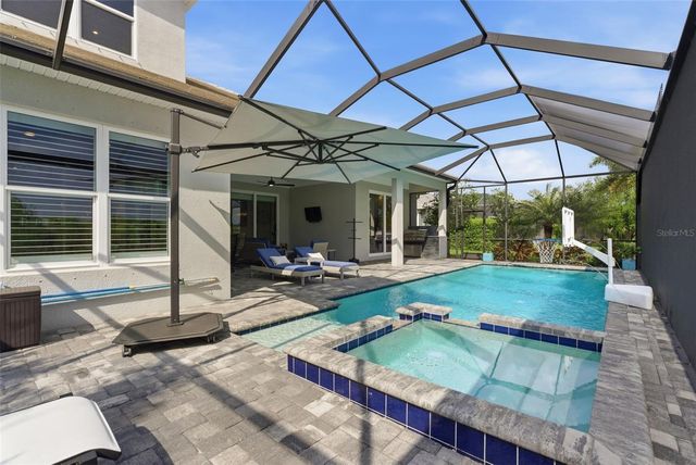 8245 GRANDE SHORES DRIVE, Sarasota, FL 34240