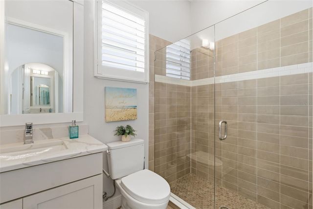 8245 GRANDE SHORES DRIVE, Sarasota, FL 34240