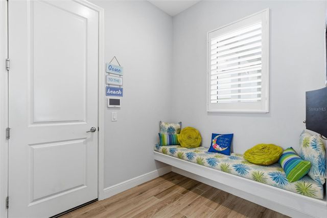 8245 GRANDE SHORES DRIVE, Sarasota, FL 34240