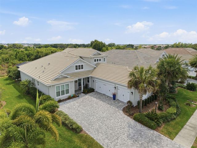 8245 GRANDE SHORES DRIVE, Sarasota, FL 34240