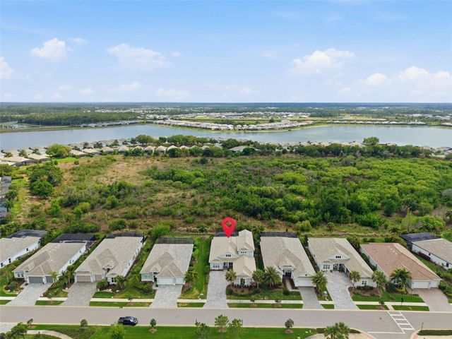 8245 GRANDE SHORES DRIVE, Sarasota, FL 34240