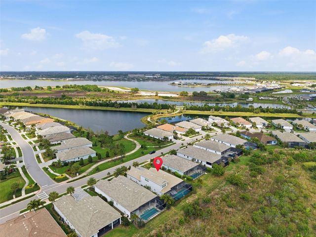 8245 GRANDE SHORES DRIVE, Sarasota, FL 34240