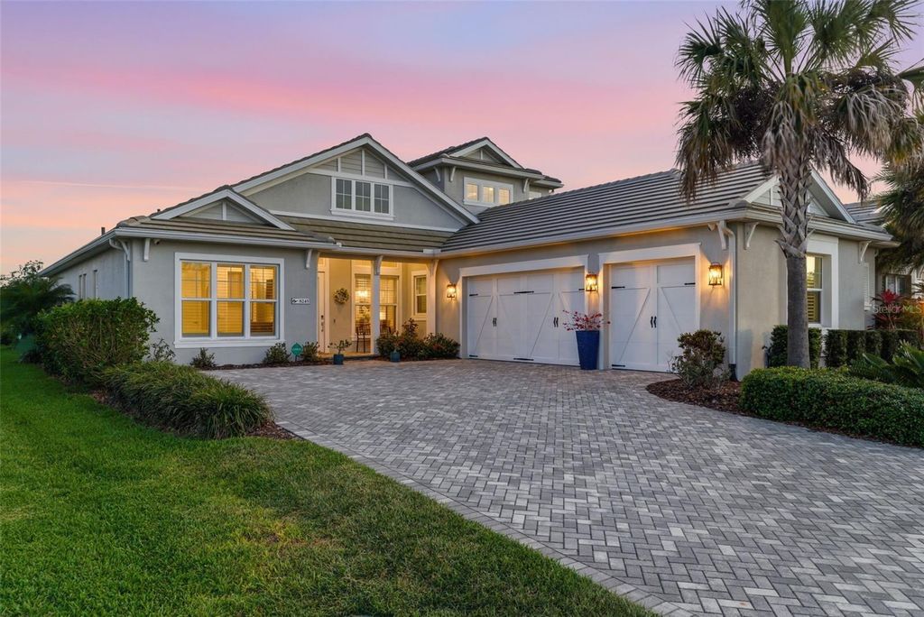 8245 GRANDE SHORES DRIVE, Sarasota, FL 34240