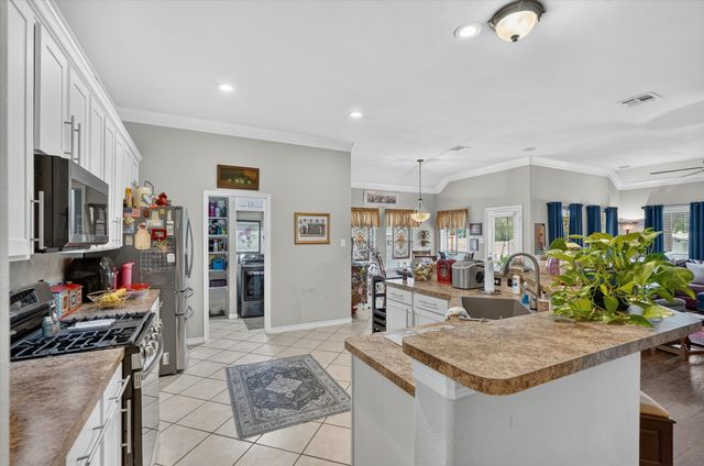 1008 Bell Manor Drive, Savannah, TX 76227