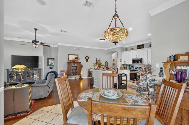 1008 Bell Manor Drive, Savannah, TX 76227