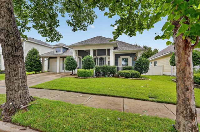 1008 Bell Manor Drive, Savannah, TX 76227
