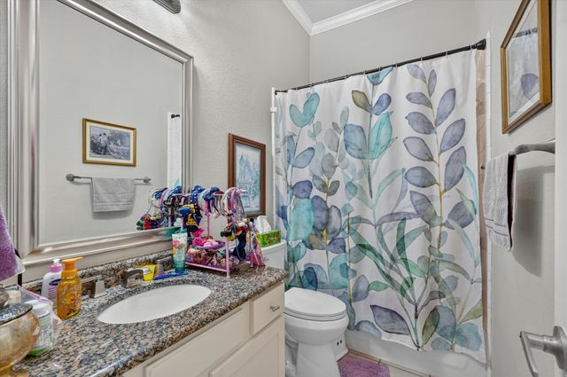 1008 Bell Manor Drive, Savannah, TX 76227