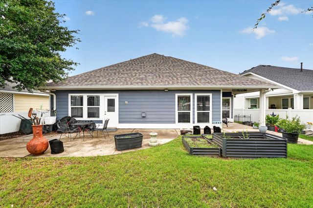 1008 Bell Manor Drive, Savannah, TX 76227
