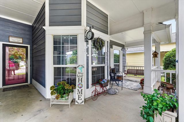 1008 Bell Manor Drive, Savannah, TX 76227