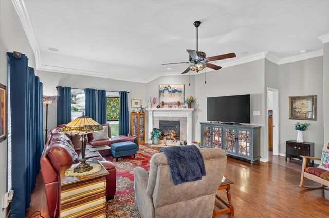 1008 Bell Manor Drive, Savannah, TX 76227