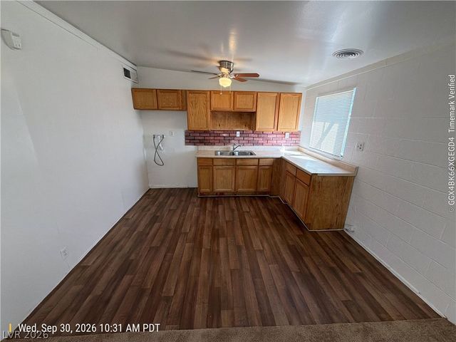 1663 El Segundo Avenue, Las Vegas, NV 89169