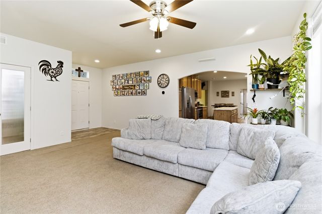 18342 SW Kohse Lane, Rochester, WA 98579