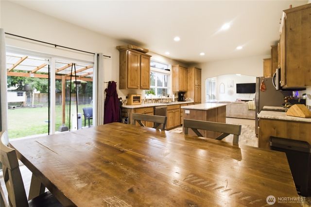 18342 SW Kohse Lane, Rochester, WA 98579