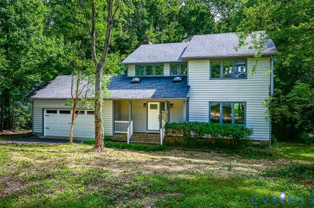 7731 Flag Tail Dr, Midlothian, VA 23112