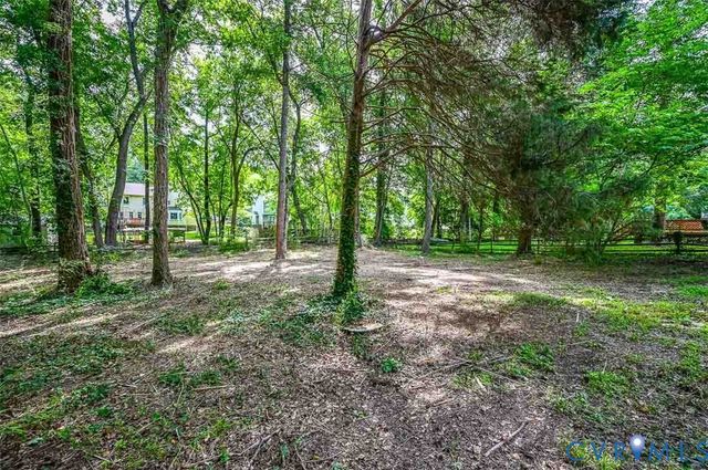 7731 Flag Tail Dr, Midlothian, VA 23112