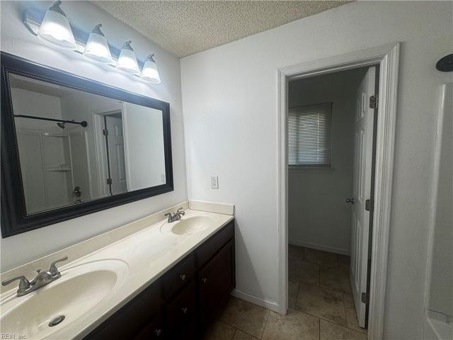 4033 Foxwood DR, Virginia Beach, VA 23462