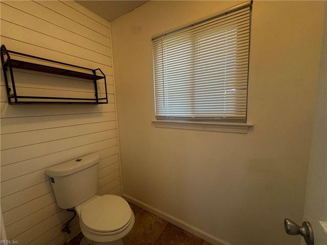 4033 Foxwood DR, Virginia Beach, VA 23462