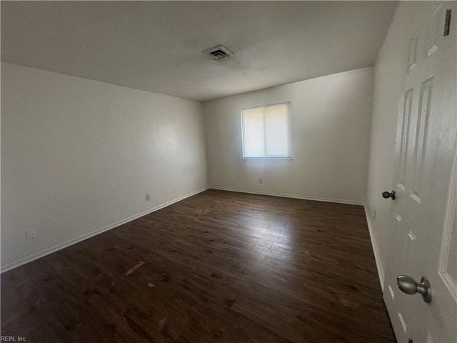 4033 Foxwood DR, Virginia Beach, VA 23462