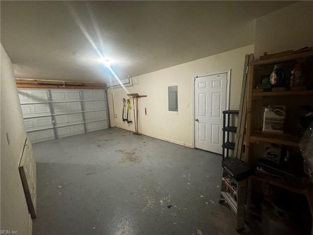 4033 Foxwood DR, Virginia Beach, VA 23462