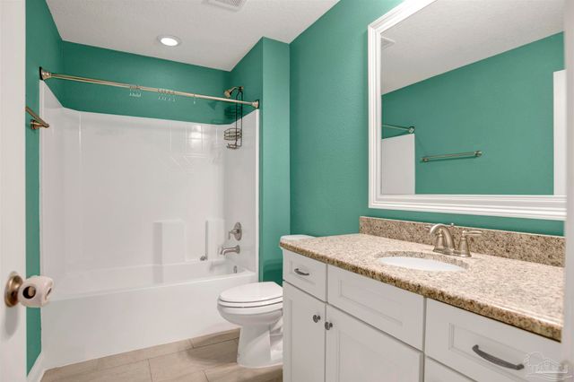 10692 Squall Line Rd, Pensacola, FL 32507