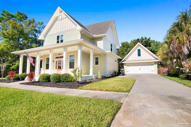 10692 Squall Line Rd, Pensacola, FL 32507