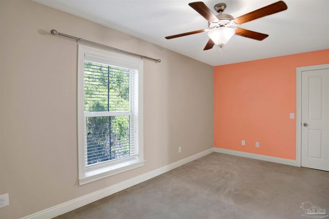 10692 Squall Line Rd, Pensacola, FL 32507