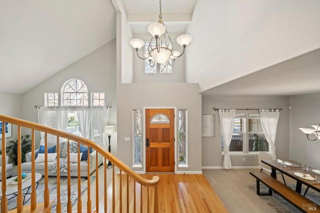 4706 Devonshire Pl, Santa Rosa, CA 95405