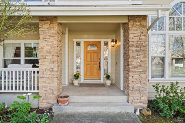 4706 Devonshire Pl, Santa Rosa, CA 95405