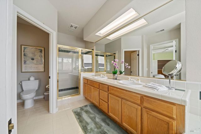 4706 Devonshire Pl, Santa Rosa, CA 95405