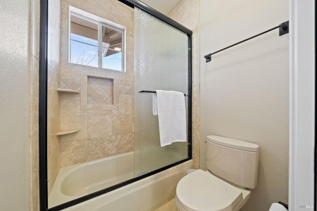 4706 Devonshire Pl, Santa Rosa, CA 95405