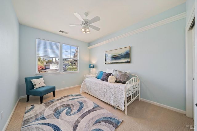 4706 Devonshire Pl, Santa Rosa, CA 95405